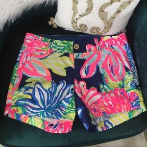Lilly Pulitzer 5“ Callahan short Travelers Palm